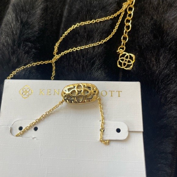 NEW Kendra Scott Elisa necklace - Picture 4 of 7